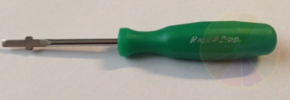 klucz do_regulacji_zraszacza_rain_bird 3504 i 5000