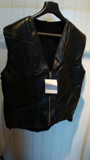 kamizelka skóropodobna czarna